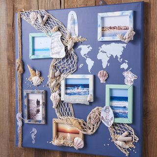 Maritieme brancardframe met vakantiefoto's