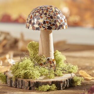 Houten paddenstoel met mozaïek