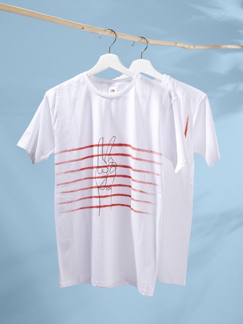 Hoe maak je een foto op hotsell een t shirt