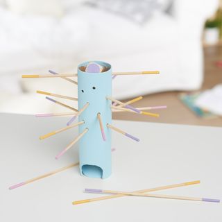 Craft game idea "Don't drop anything"