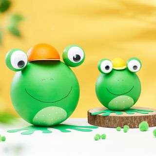 Frogs made from polystyrene balls