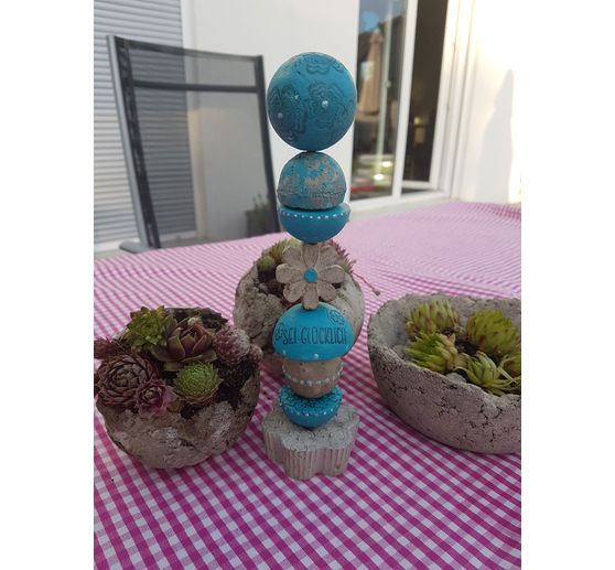 76_Sandra_Mini-Glückswächter mit selbst gegossenen Betontelementen