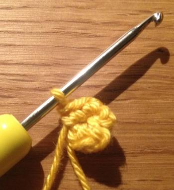Amigurumi Magic Ring Fehler Fadenring magischen Ring häkeln Fehler