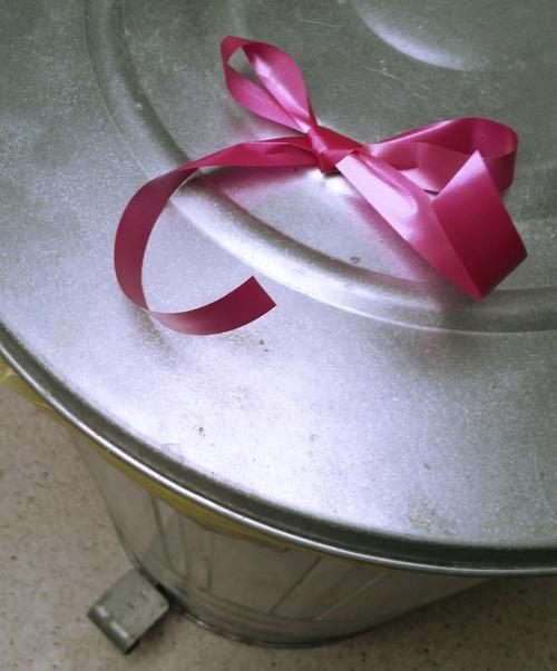 Aus Müll Geschenke verpacken Aus Müll Geschenkverpackungen machen