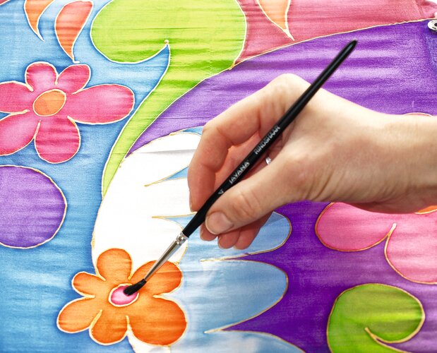 Painting on fine silk