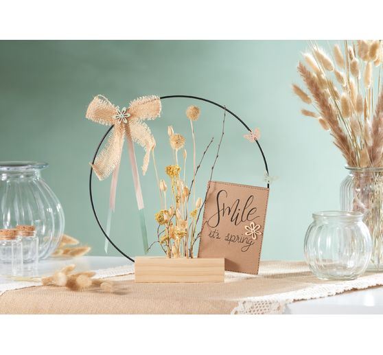 Wooden stand for dried flowers and decorative ring
