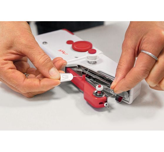 Hand sewing machine