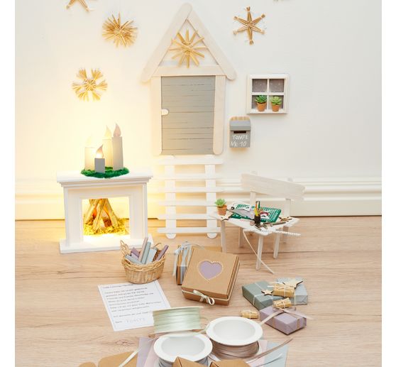 Miniature parcels and letters
