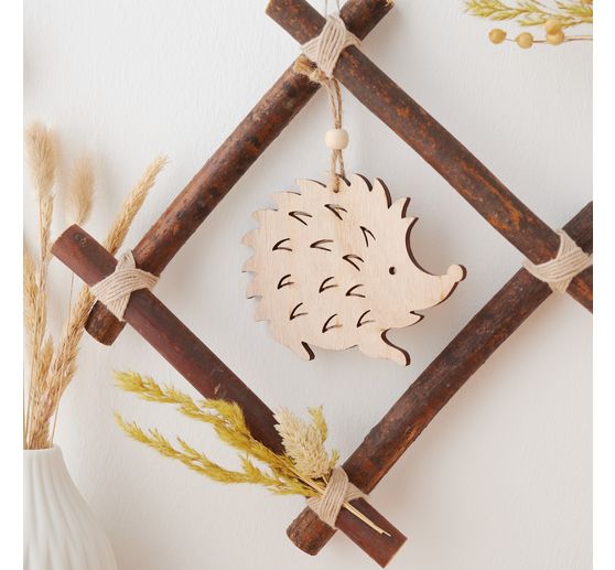 VBS Wooden decoration pendant "Hedgehog, owl and maple leaf"