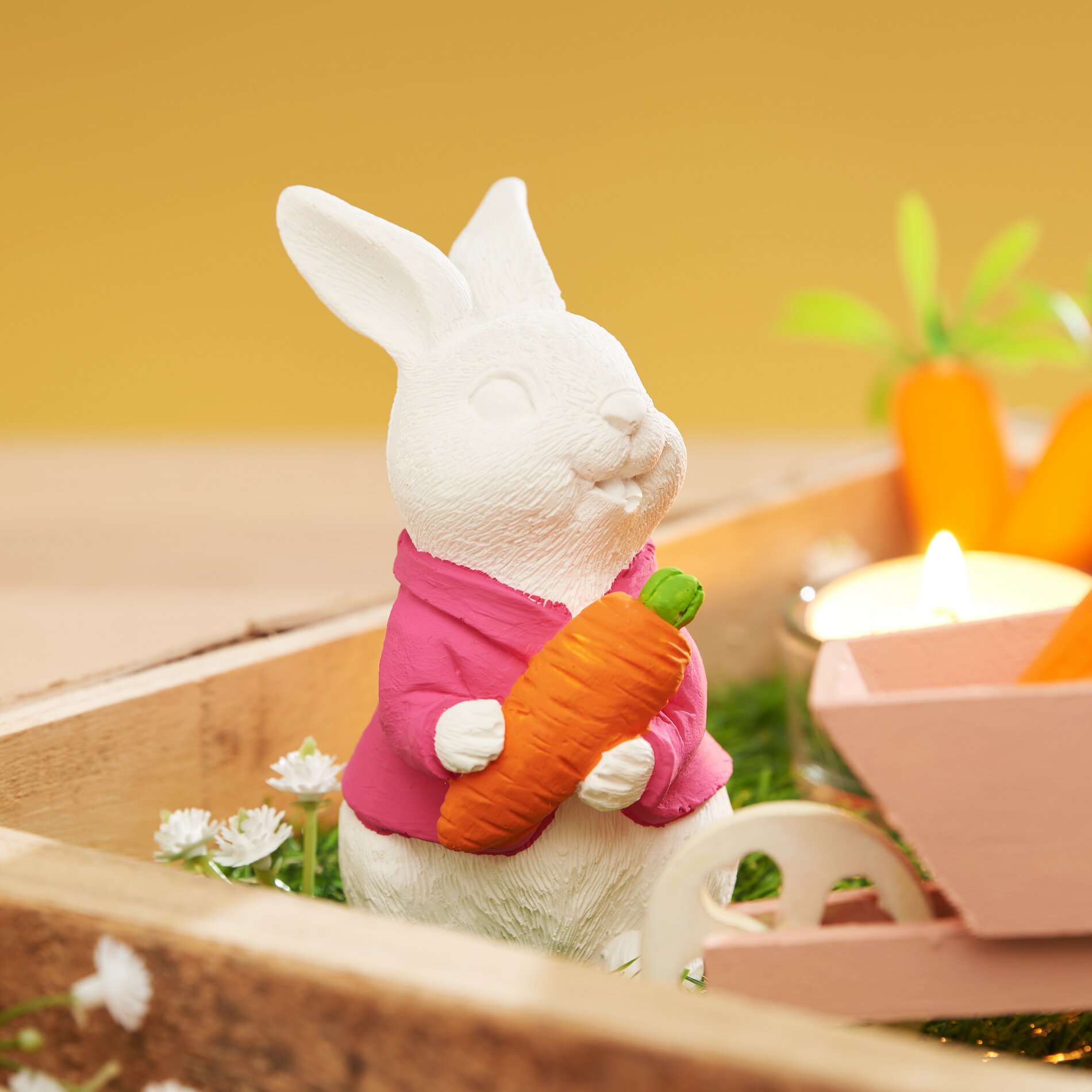 Gegossene Hasen in Miniaturlandschaft