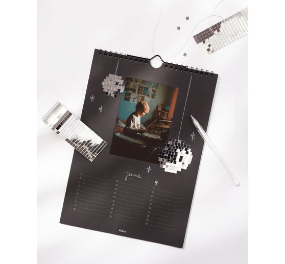 DIY Photo calendar "Black"