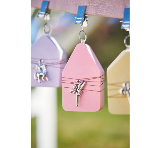 Metal clip with eyelet