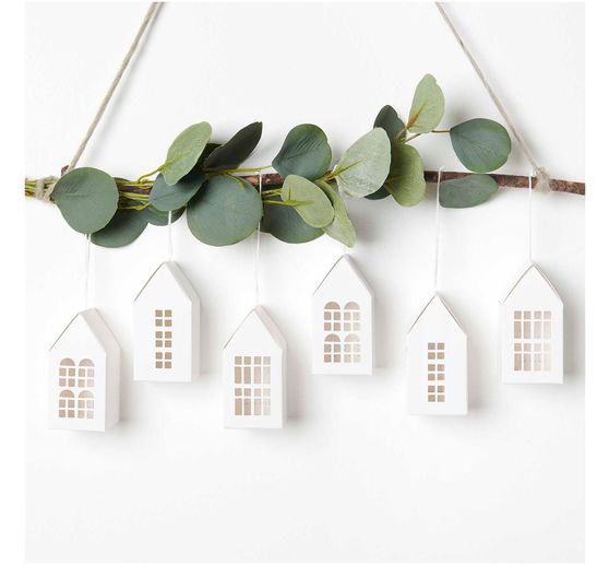 Lantern houses