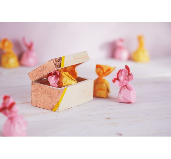 VBS Wooden box with magnetic closure