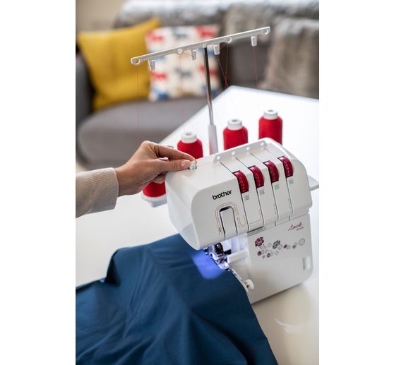 brother Overlocknaaimachine M343D