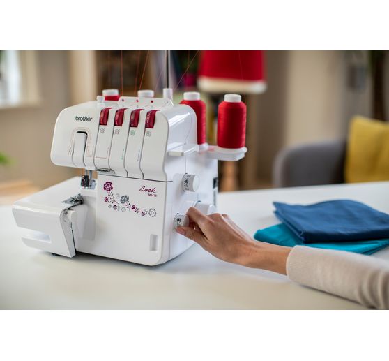 brother Overlocknaaimachine M343D
