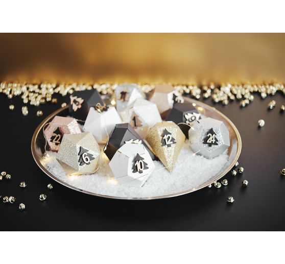 Diamond snow
