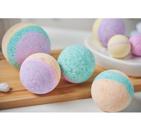 Bath balls, bubbling