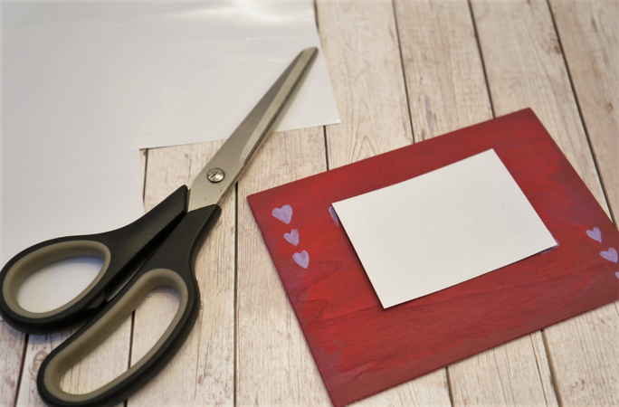 Rubbelos zum Valentinstag selber machen mit Farbe und Spühlmittel